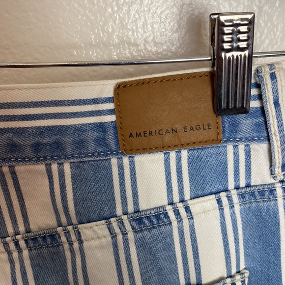 American eagle white and blue pinstripe mom jeans - Picture 10 of 13